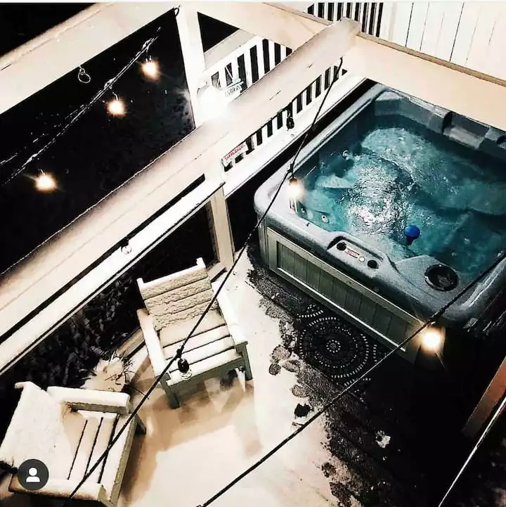 hot tub