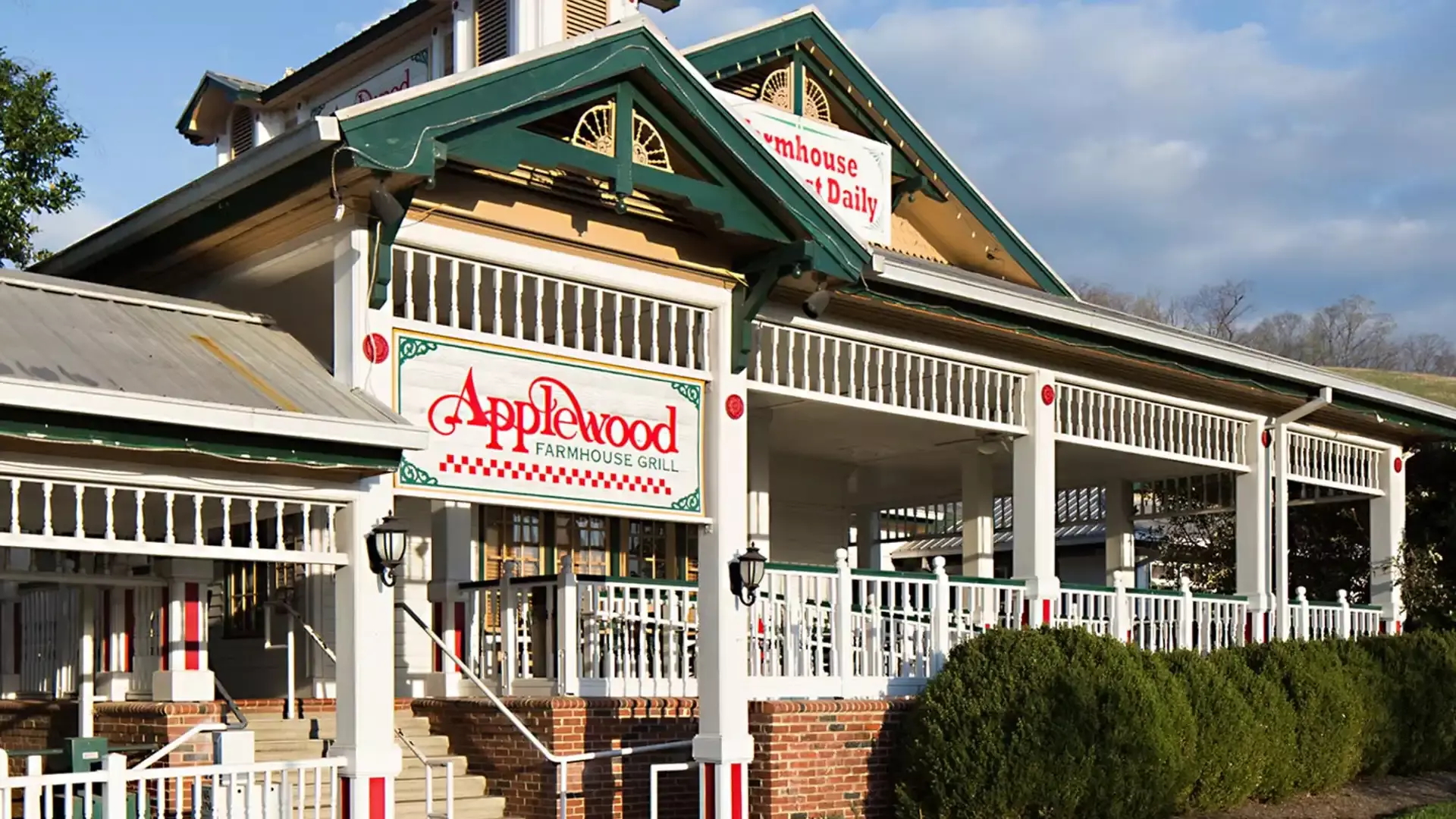 Photo courtesy of Applewood Farmhouse.