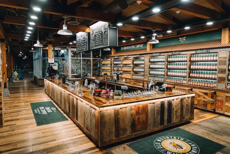 inside Old Mountain Wine Company